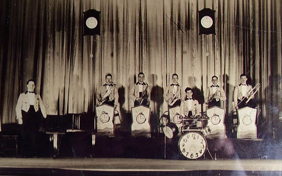 1930s traveling band